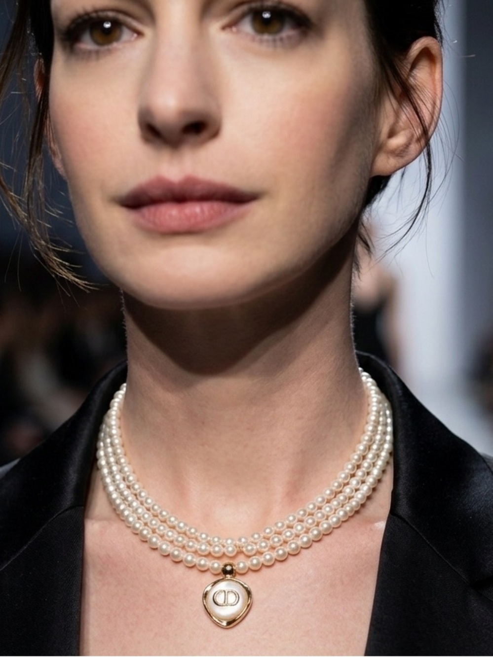 🆕 DIOR Pearl Necklace with Pearl Logo Pendant - Picture 3 of 7